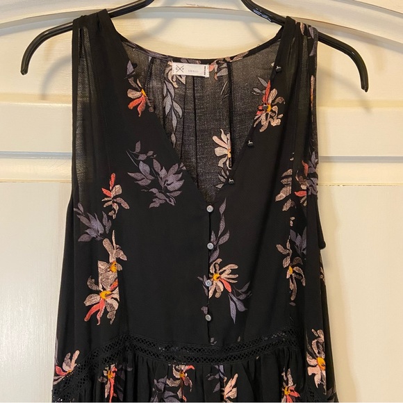 Gentle Fawn Sleeveless High-Low Tunic / Cover-Up - Picture 9 of 11